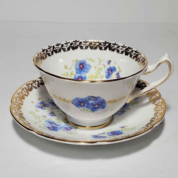 Collingwoods Teacup and Saucer Blue Flowers Vintage - Picture 2 of 10